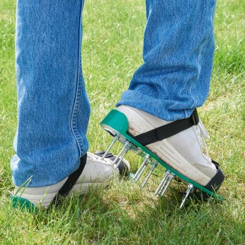 Patins aérateurs de gazon 1 paire