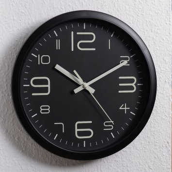 Horloge murale silencieuse luminescente