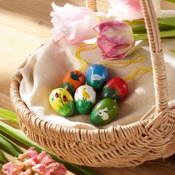 Œufs de Pâques en bois