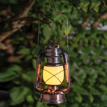 Sturmlicht mit Flamme