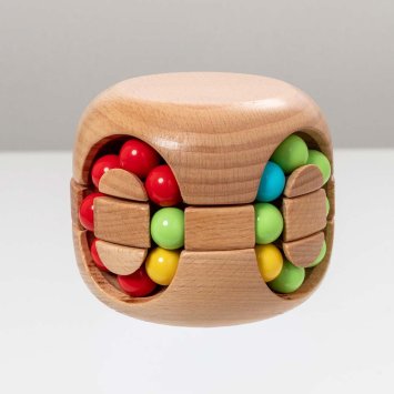 Knobelwürfel aus Holz