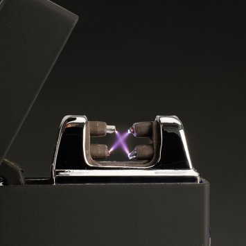 Doppelbogen-Plasmafeuerzeug