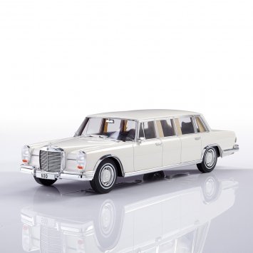 プルマン600 Mercedes Benz 600 Pullmann | EUROtops.ch