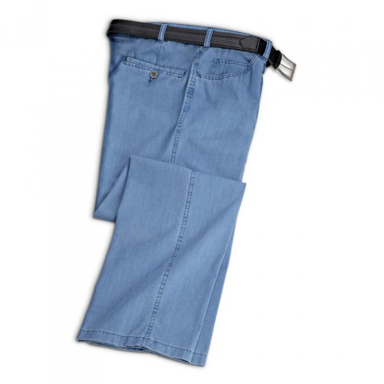 Komfort-Jeans mit "Coolmax-Mikrofasern" 