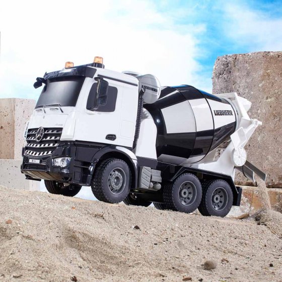 Bétonneuse radiocommandée Mercedes-Benz Arocs 
