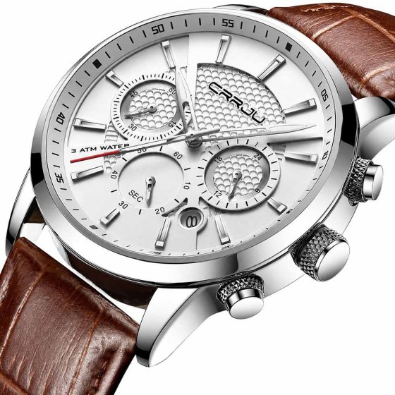 Montre pour homme avec un cadran sportif 