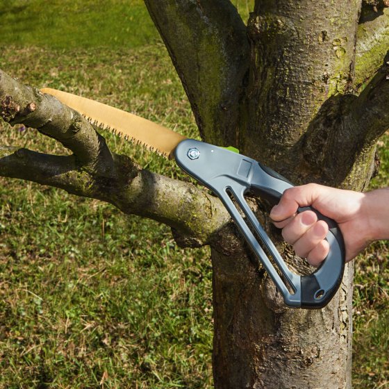 Klappbare Gehölzsäge mit Titanbeschichtung 