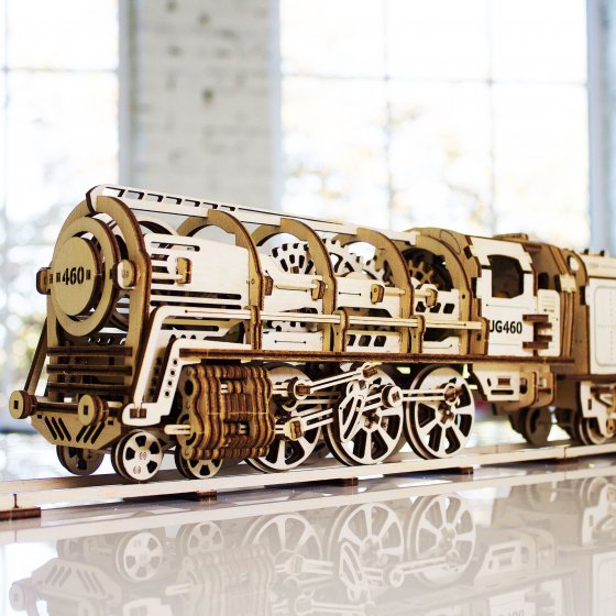Holzmodell Dampflokomotive 
