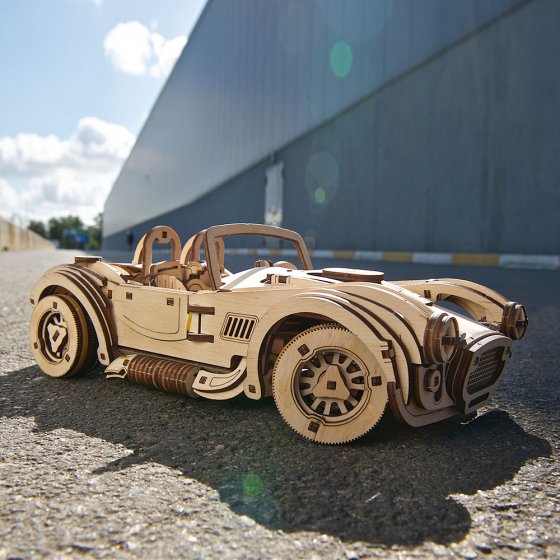 Maquette en bois voiture de course Cobra