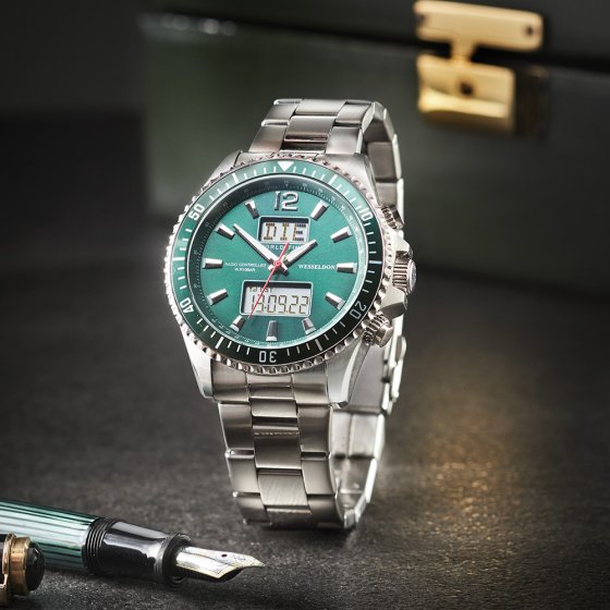 Chronographe radiopiloté