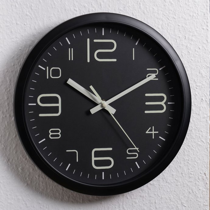 Horloge murale silencieuse luminescente