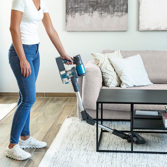  Akku-Staubsauger mit Knick