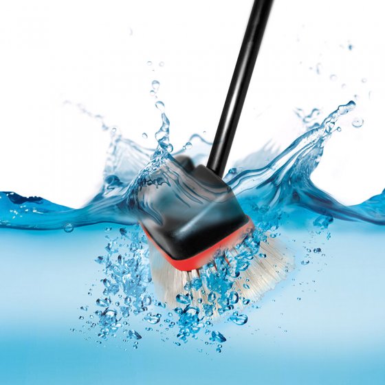 Teleskop- Bürste mit Wasserspeicher