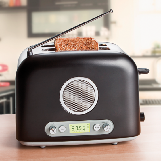 Toaster mit Radio 