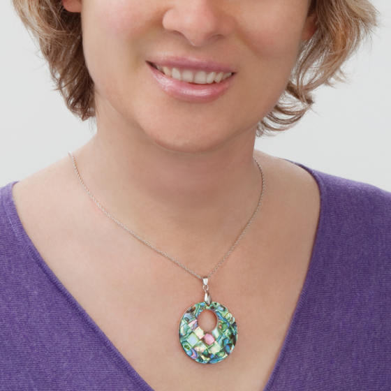 Collier avec pendentif en ormeau