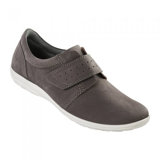 Chaussures scratchées en cuir nappa souple 