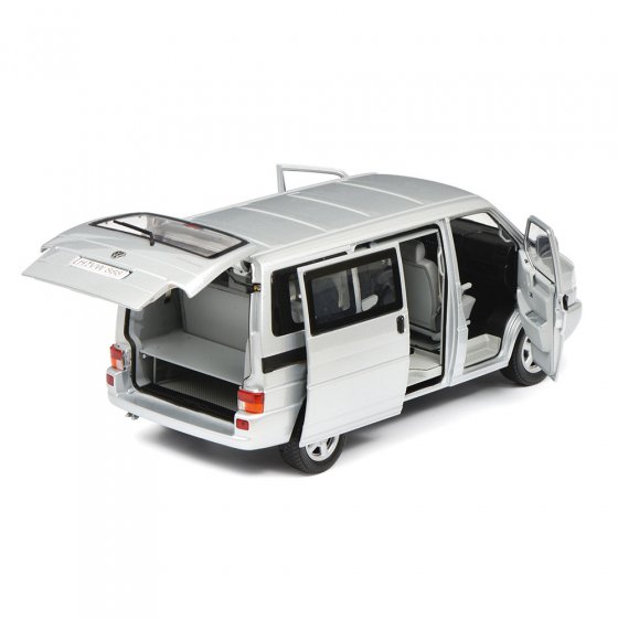 VW T4b Caravelle 