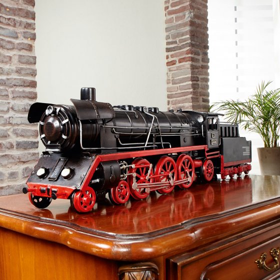 Modèle en tôle locomotive 01 