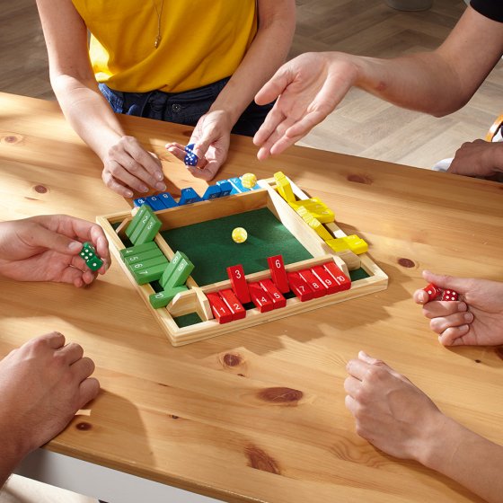 Großes Klappenspiel für Vier in Farbe 
