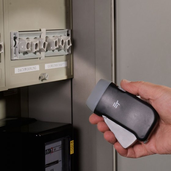 VOTRE CADEAU : LAMPE DE POCHE DE SECOURS 