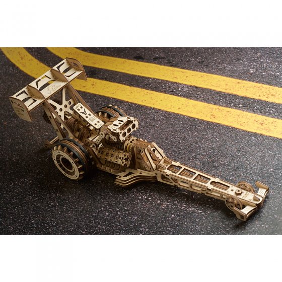 Maquette en bois : dragster 