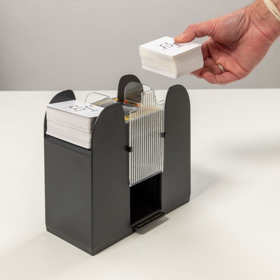 Elektrische Kartenmischmaschine  