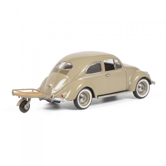 VW Brezel-Käfer mit Auto-Porter 