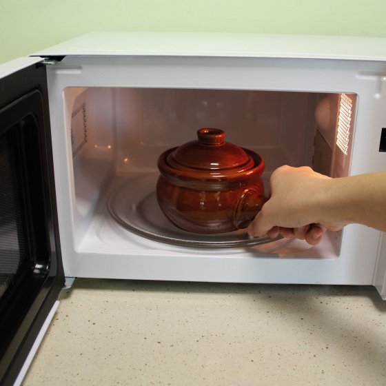 Casserole en céramique pour le micro-ondes 