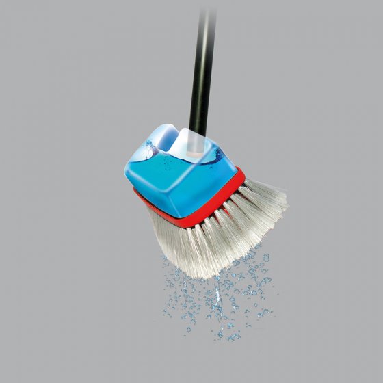 Brosse télescopique avec réservoir d’eau 