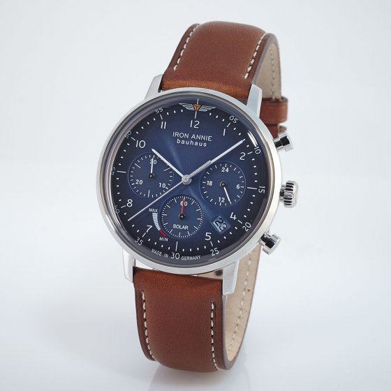 Solar-Chronograph „Iron Annie Bauhaus“ 