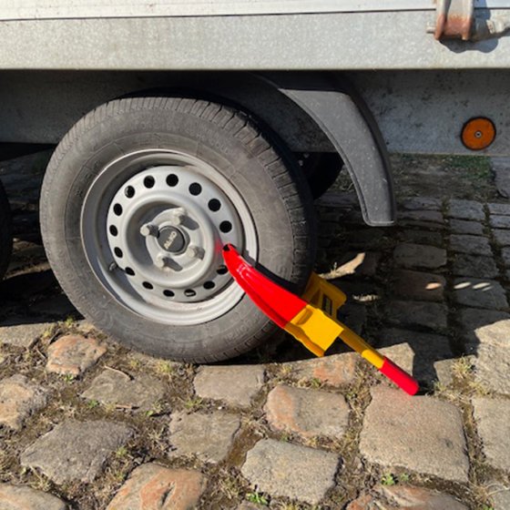 Verstellbare Parkkralle 