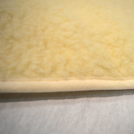 Surmatelas en toison d’agneau 