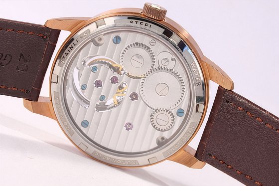 Tourbillon Uhr Gold 