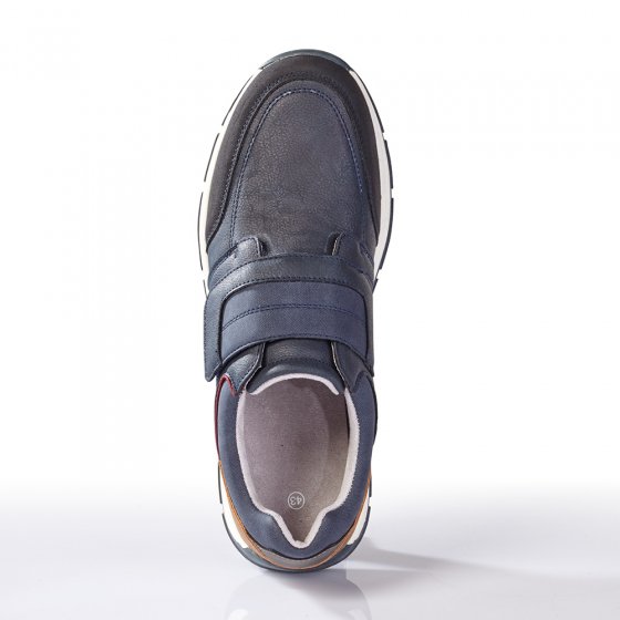 Chaussures sportives à patte auto-agrippante