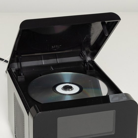 Kompakter CD-Player mit FM-Radio 