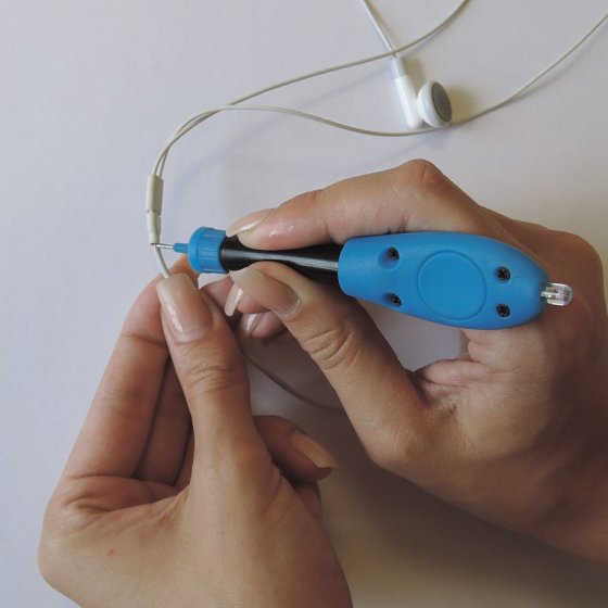 Reparaturstift mit UV-Licht