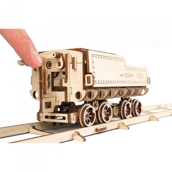 Maquette de bois locomotive et tender 