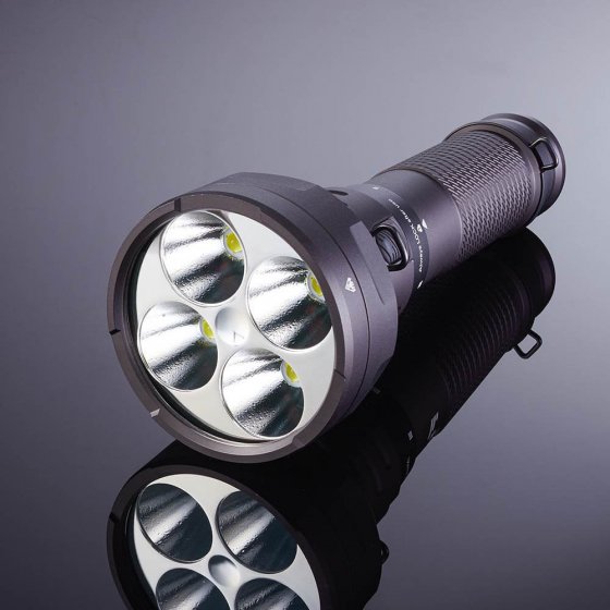 Lampe ultra puissante 12.000 lumens 