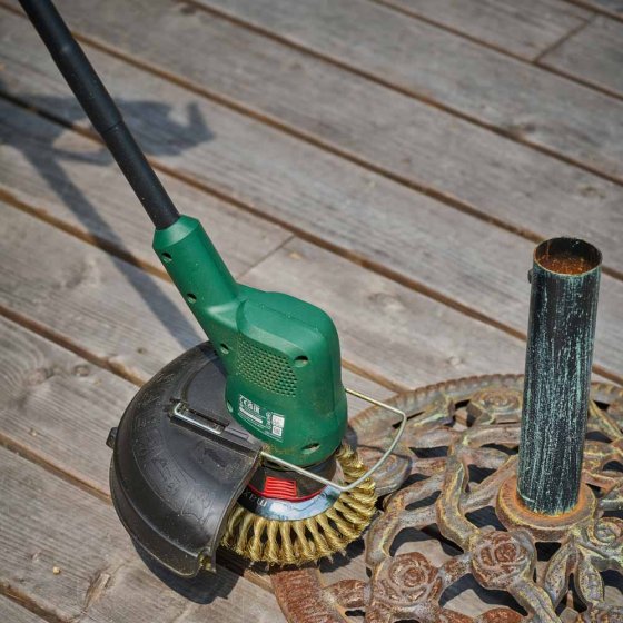 Brosse métallique de désherbage pour faux à moteur 