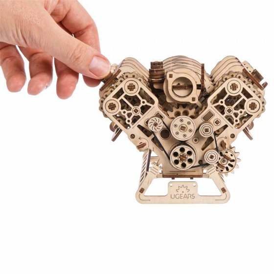 Maquette en bois moteur V8 