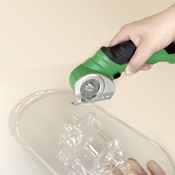 Akku-Universalschneider 