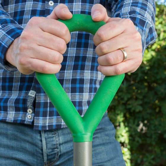 Bêche avec scie à racines 
