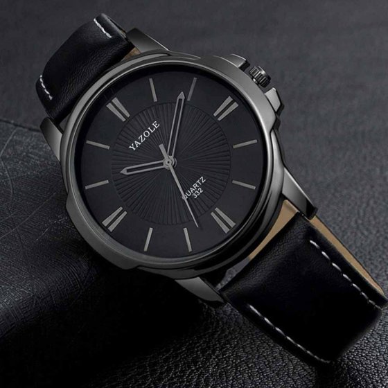 Montre pour homme avec bracelet en cuir noir 