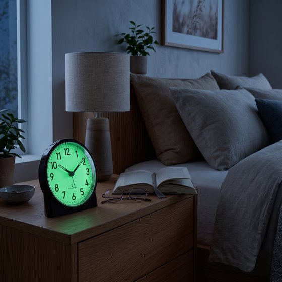 Funkwecker in Holzoptik 