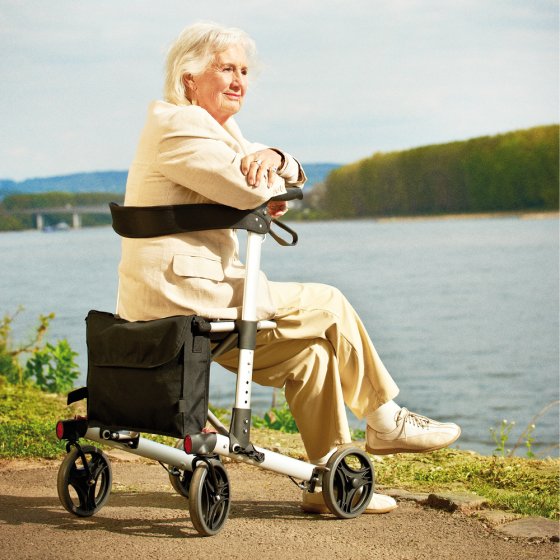 Rollator en aluminium 