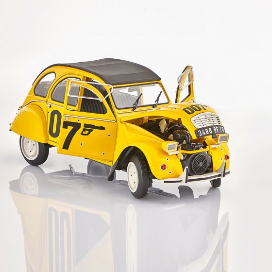 Citroen 2CV6 „James Bond 007“ 