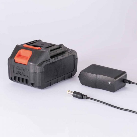 Kabellose Schneefräse 