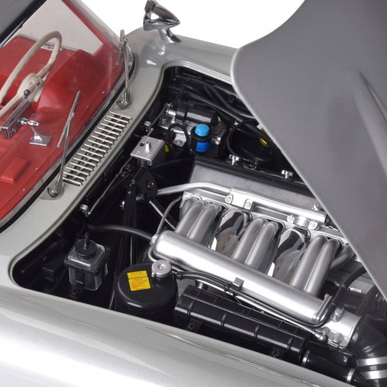 Modellbaus. Mercedes 300SL 