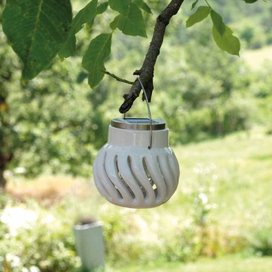 Anti-Mücken-Windlicht mit Solar 