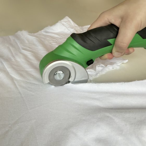 Akku-Universalschneider 